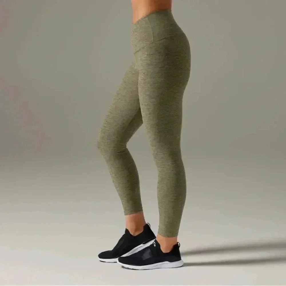 TAVI Ultra Soft Leggings - Picture 3 of 10